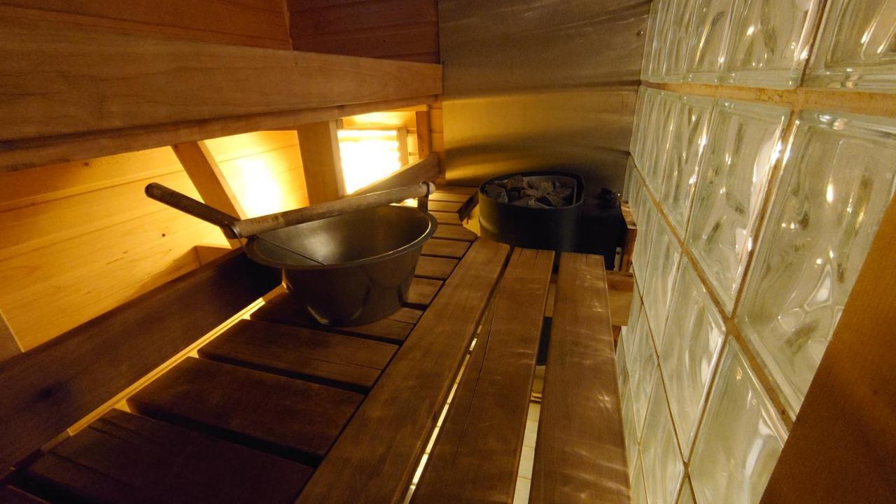 Hotel Guossi Каригасниеми Экстерьер фото